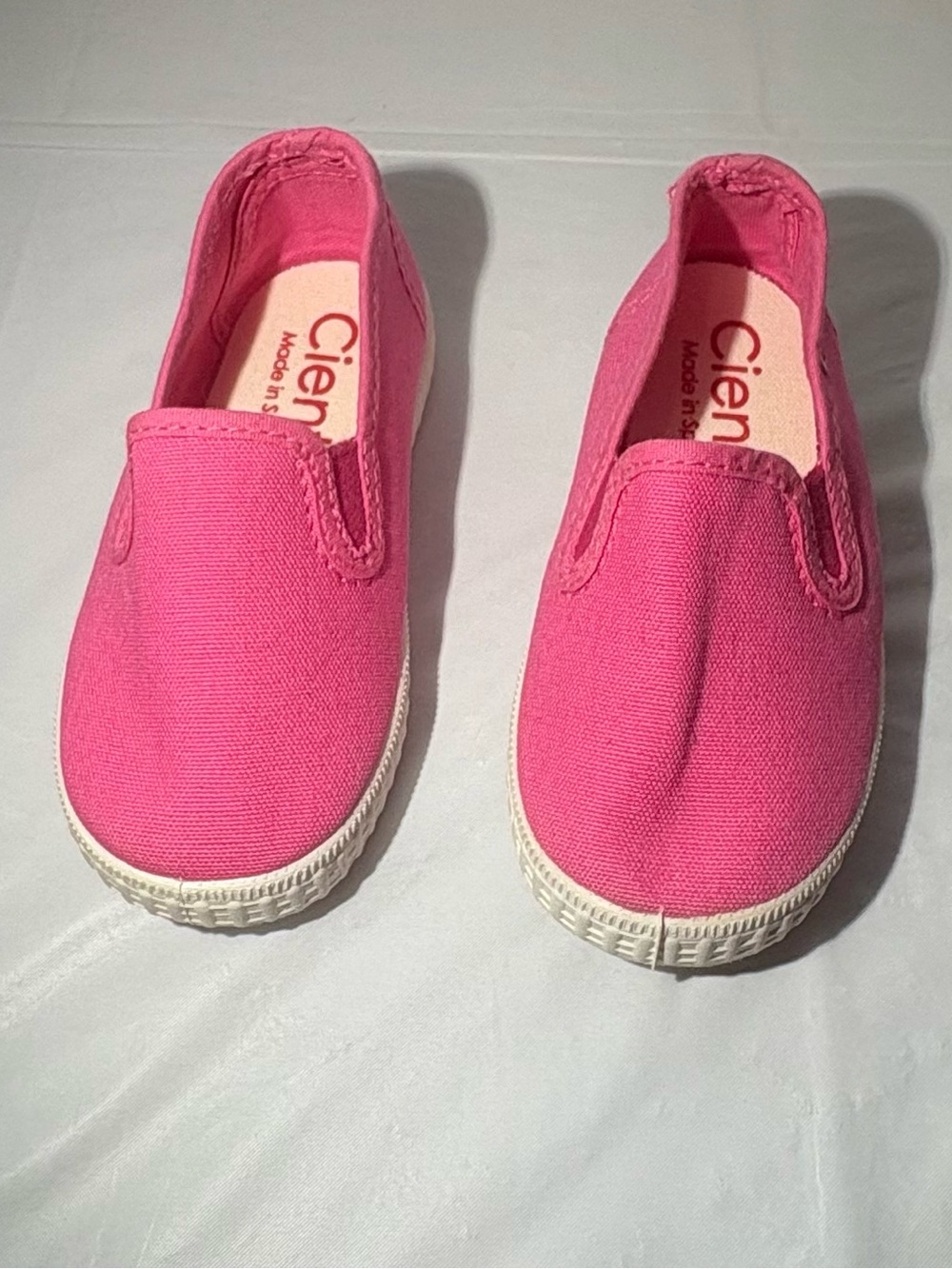 Cienta Hot Pink Slip-On Canvas Sneakers for Kids